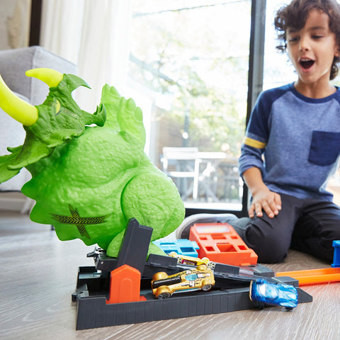 Brinquedos - Pista Hot Wheels City Ataque de Triceratops - Mattel - Loja  Virtual