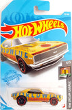 Kit HW Dream Garage - '67 Camaro Dourado + '67 Camaro Branco - Hot Wheels