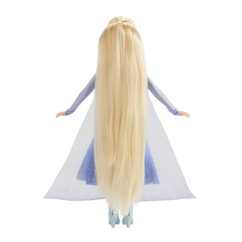 Boneca Elsa Lindas Tranças Frozen 2 - Hasbro E7002 em Promoção é no Buscapé